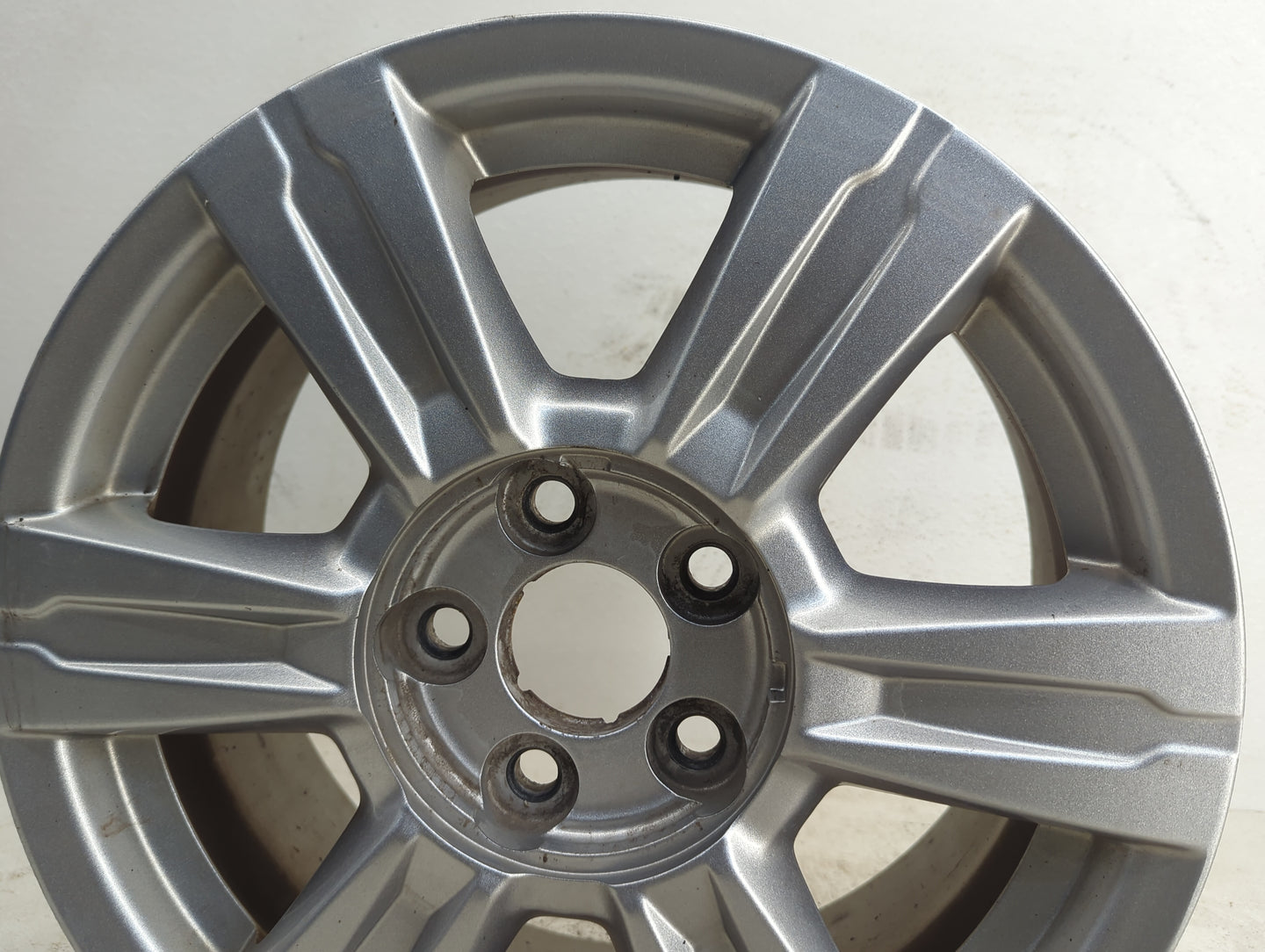 2014-2017 Gmc Terrain Oem Wheel Rim 1142709 - Oemusedautoparts1.com