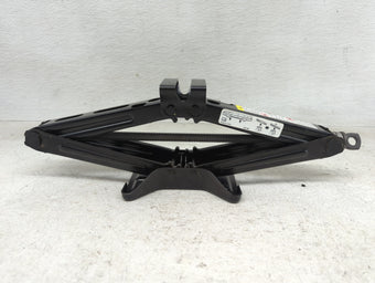 compare product Gmc Terrain Spare Scissor Car Jack 1142710