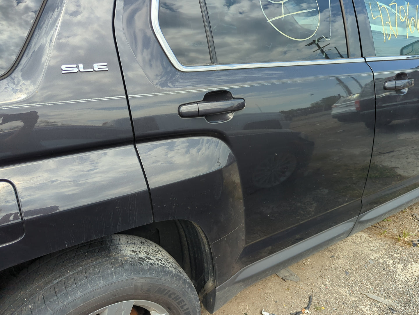 2010-2015 Gmc Terrain Passenger Rear Door Oem - Oemusedautoparts1.com
