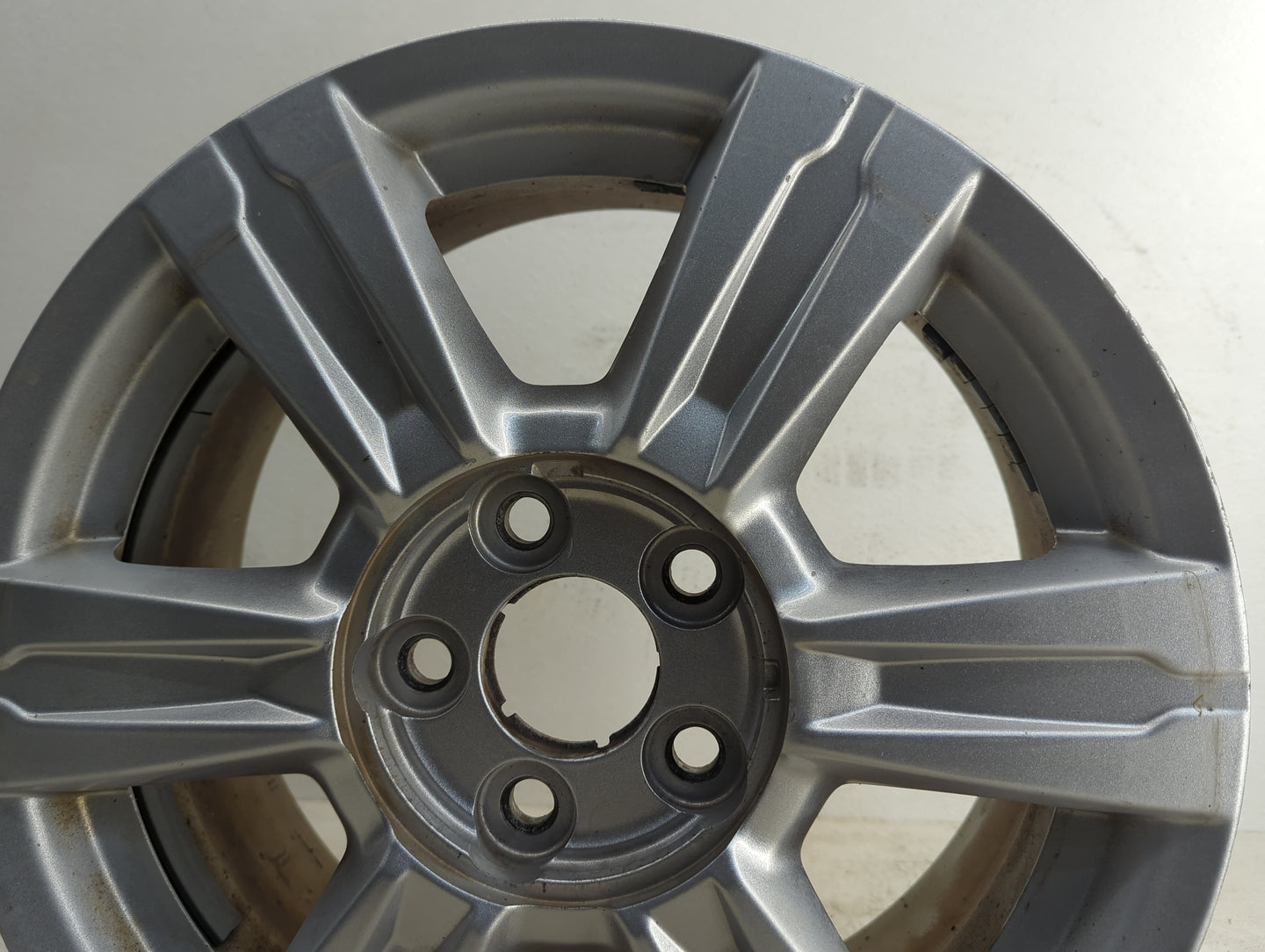 2014-2017 Gmc Terrain Oem Wheel Rim 1193068 - Oemusedautoparts1.com