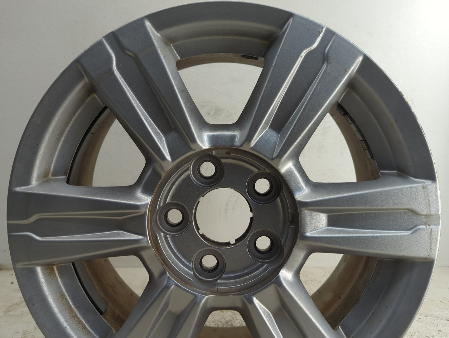 2014-2017 Gmc Terrain Oem Wheel Rim 1193068 - Oemusedautoparts1.com