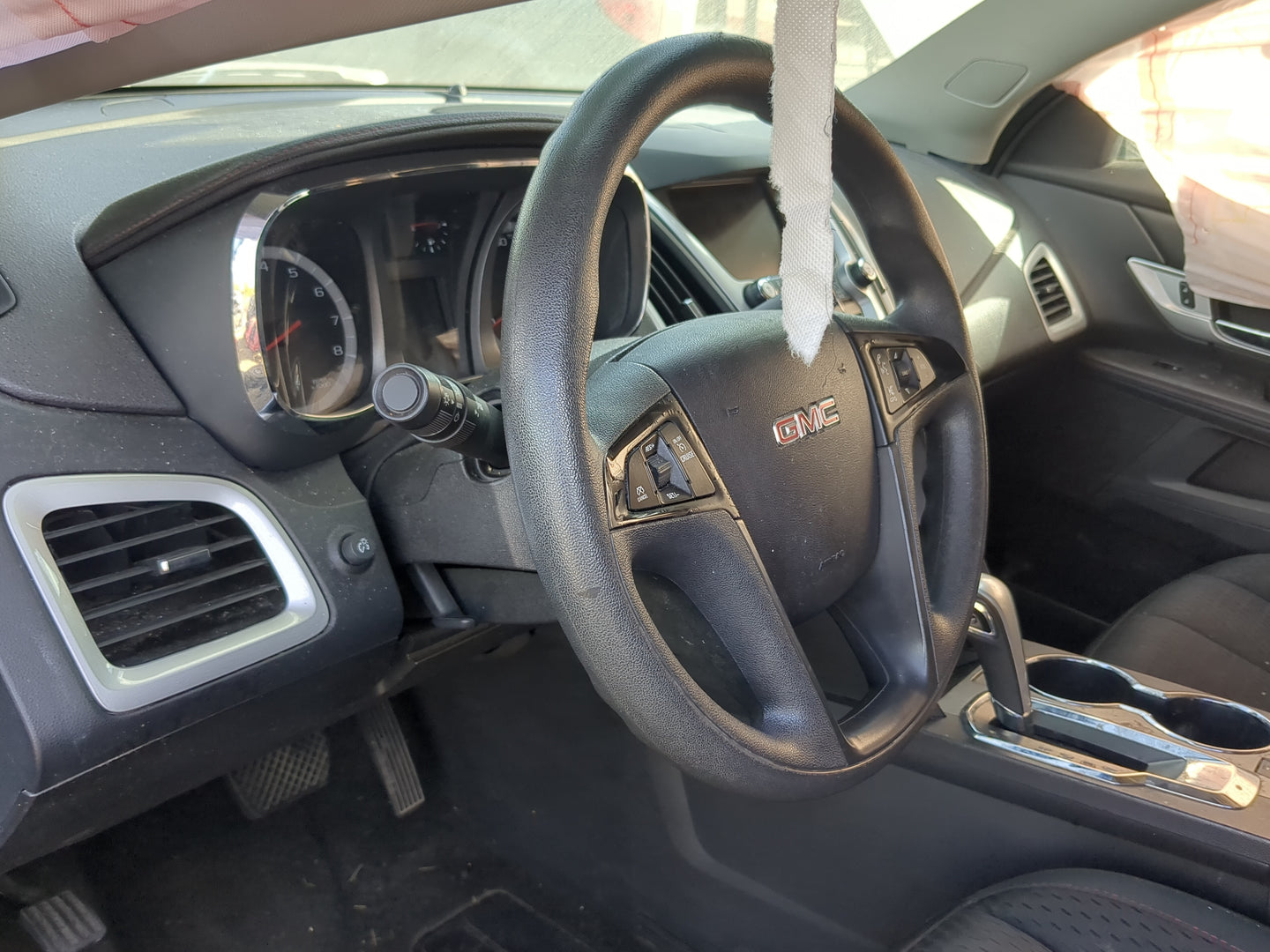 2010-2017 Gmc Terrain Air Bag Driver Left Steering Wheel Mounted 1193470 - Oemusedautoparts1.com