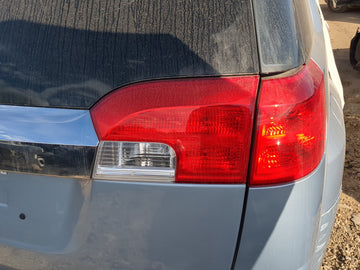 2010-2017 Gmc Terrain Tail Light Assembly Passenger Right OEM Fits Fits 2010 2011 2012 2013 2014 2015 2016 2017 OEM Used Aut