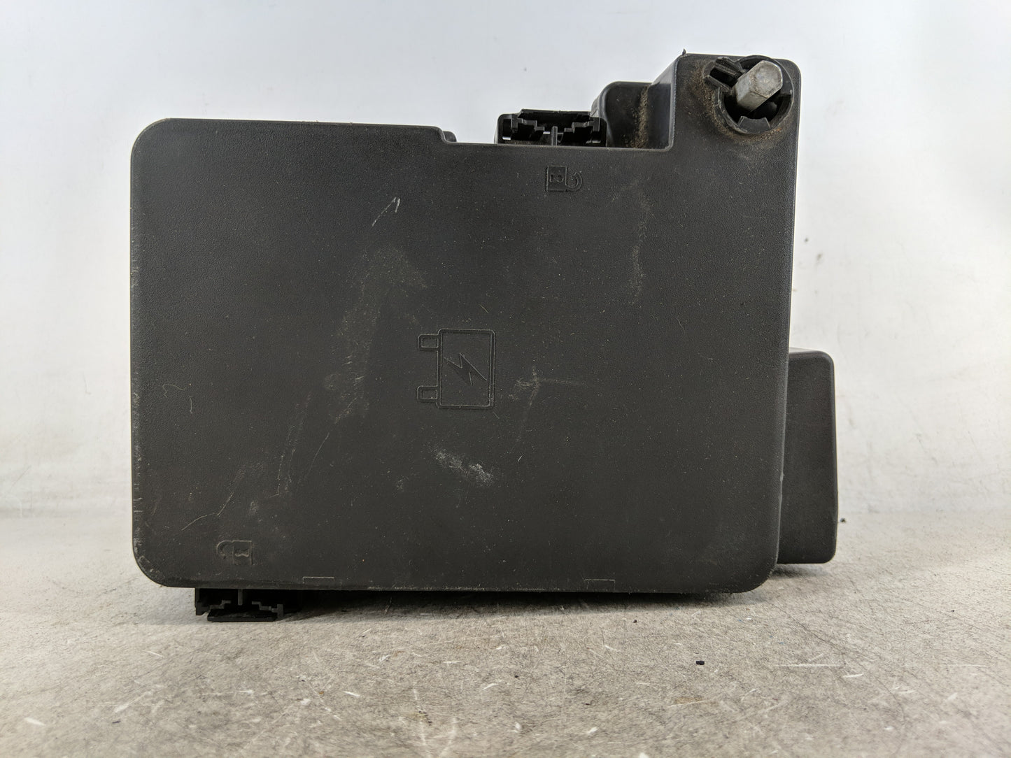 2013-2016 Gmc Terrain Fusebox Fuse Box Panel Relay Module Fits Fits 2013 2014 2015 2016 OEM Used Auto Parts - Oemusedautopar
