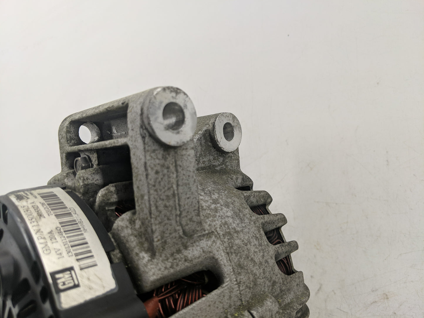 2010-2017 Gmc Terrain Alternator Replacement Generator Charging Assembly Engine OEM P/N:13500315 Fits OEM Used Auto Parts - 