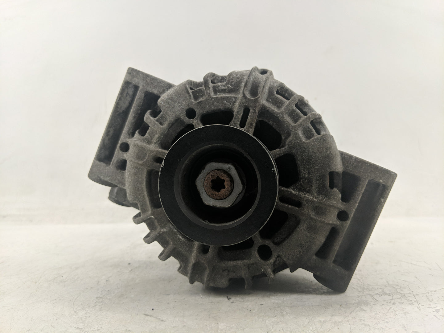 2010-2017 Gmc Terrain Alternator Replacement Generator Charging Assembly Engine OEM P/N:13500315 Fits OEM Used Auto Parts - 