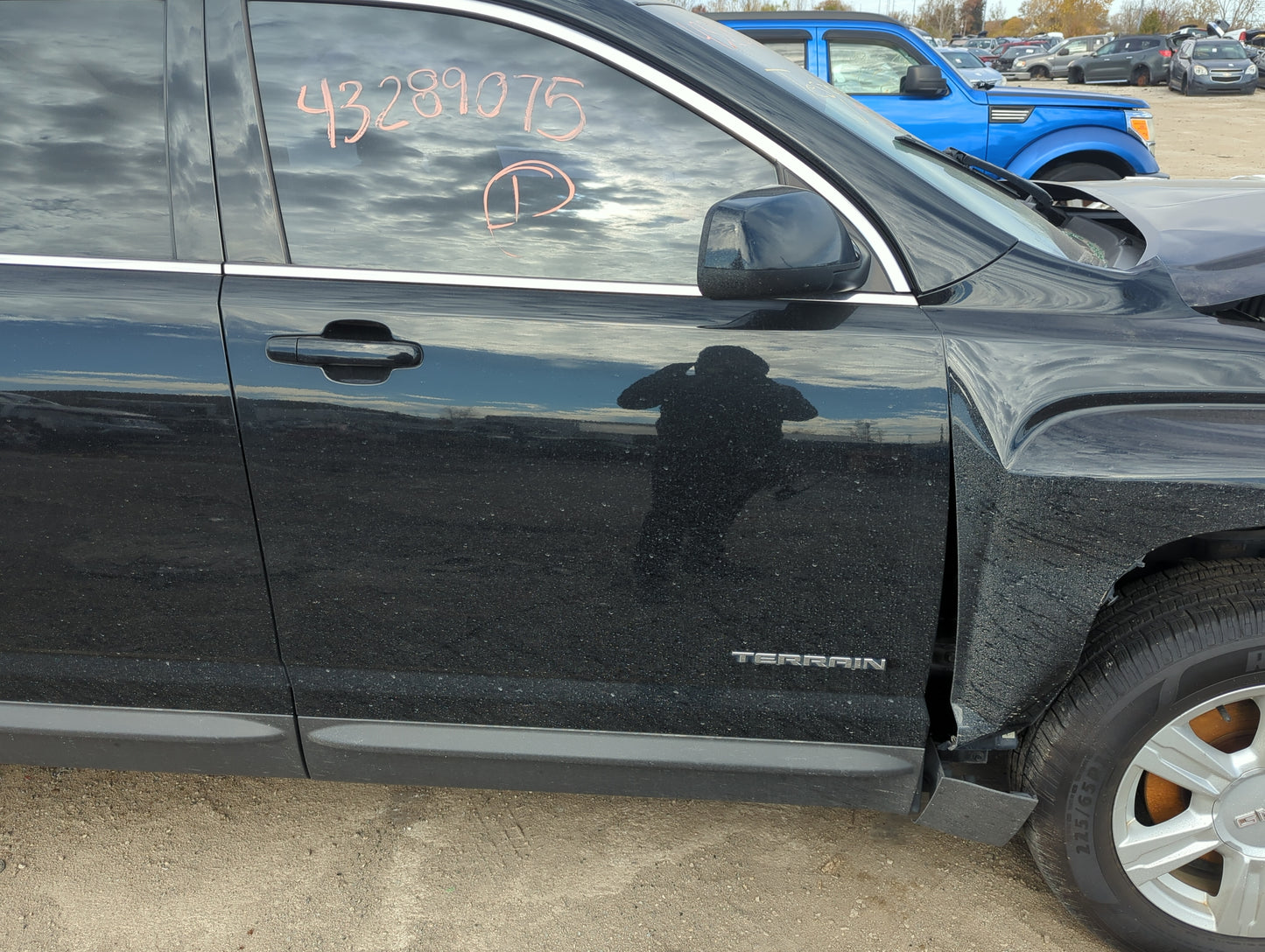 2010-2017 Gmc Terrain Passenger Front Door Oem 1225685 - Oemusedautoparts1.com