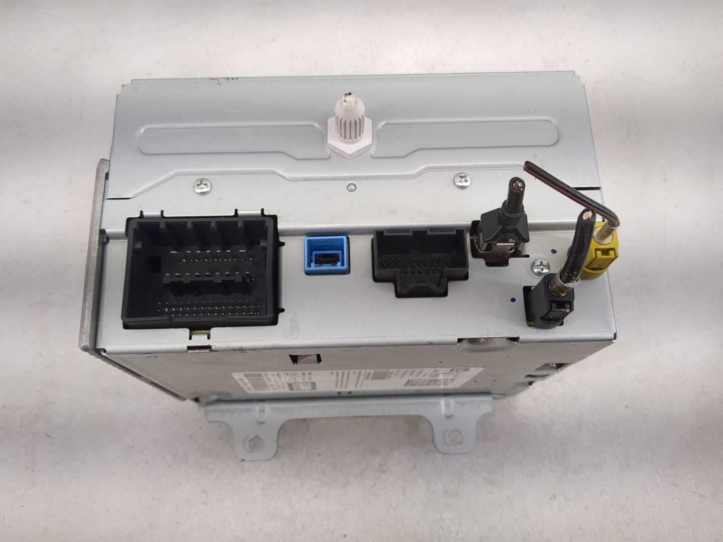 2014-2015 Gmc Terrain Radio AM FM Cd Player Receiver Replacement Fits Fits 2014 2015 OEM Used Auto Parts - Oemusedautoparts1