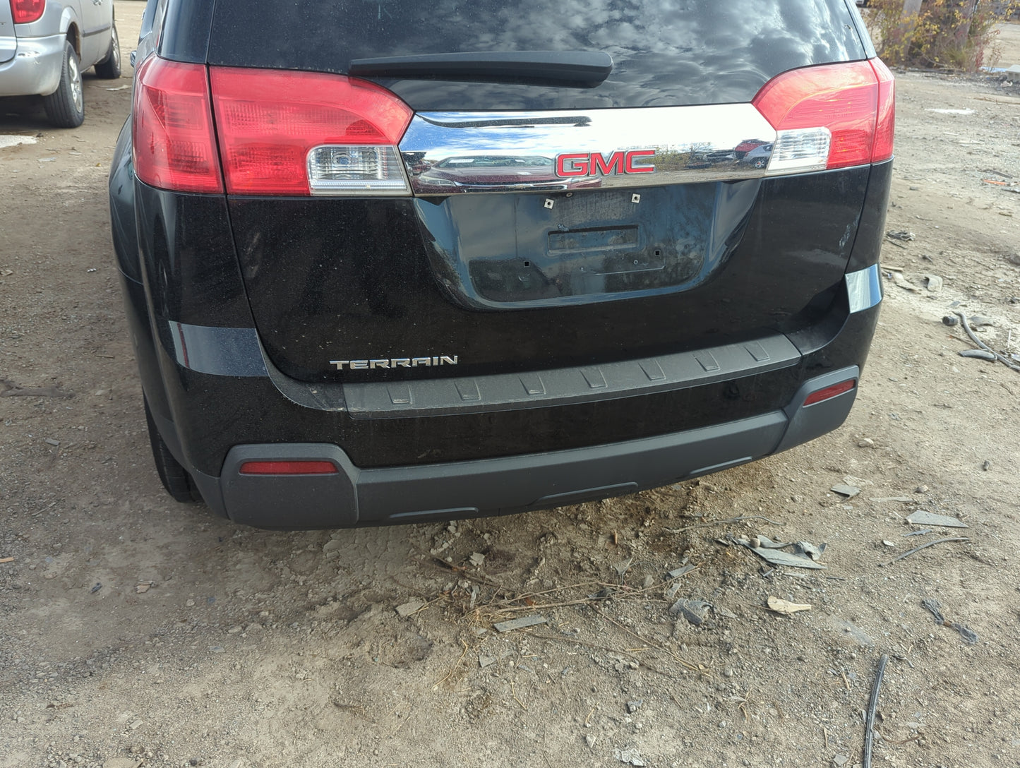 2013-2015 Gmc Terrain Rear Bumper Assembly Oem - Oemusedautoparts1.com