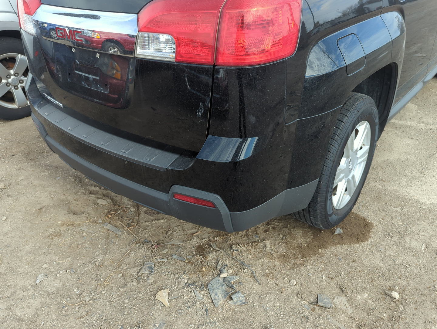 2013-2015 Gmc Terrain Rear Bumper Assembly Oem - Oemusedautoparts1.com