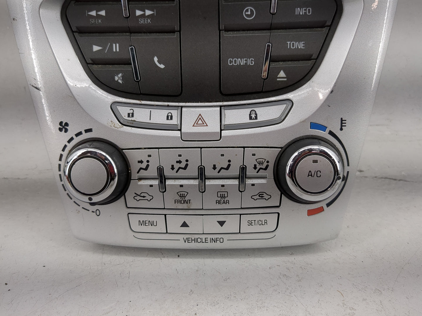2012-2015 Gmc Terrain Radio Control Panel 1225736 - Oemusedautoparts1.com