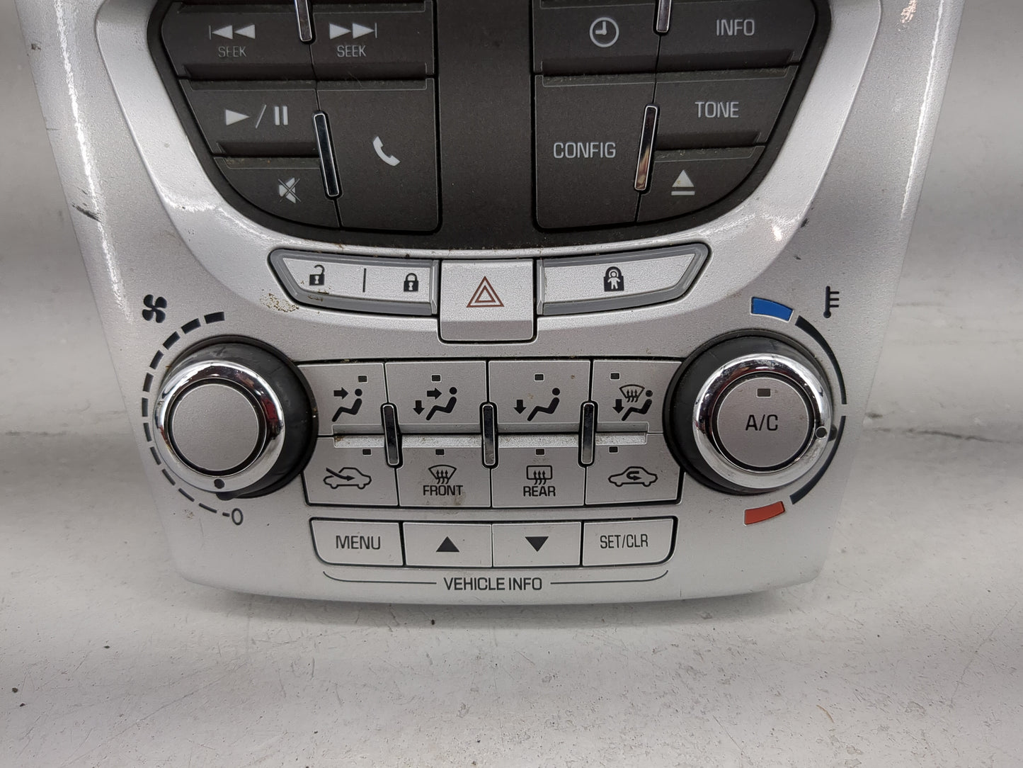 2012-2015 Gmc Terrain Radio Control Panel 1225736 - Oemusedautoparts1.com