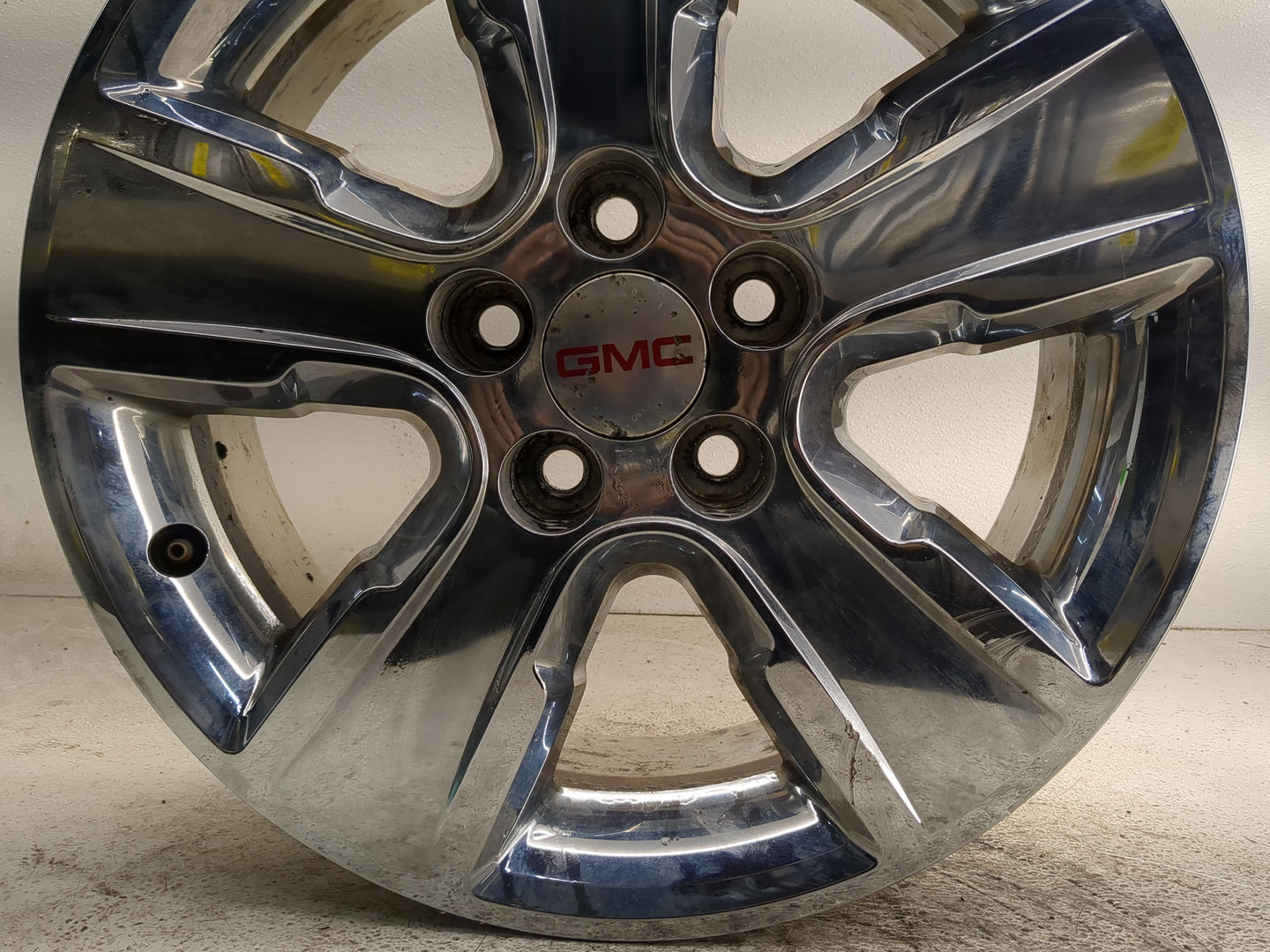 2014-2015 Gmc Terrain Oem Wheel Rim 1311541 - Oemusedautoparts1.com