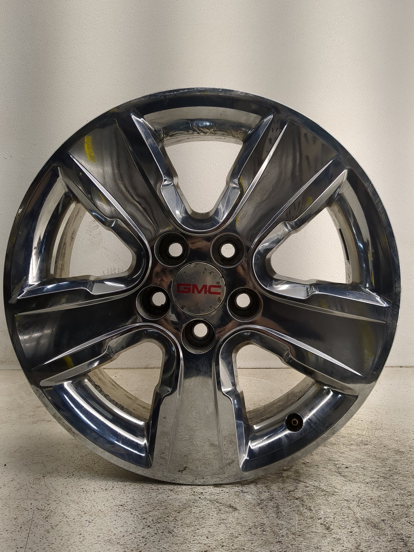 2014-2015 Gmc Terrain Oem Wheel Rim 1311542 - Oemusedautoparts1.com