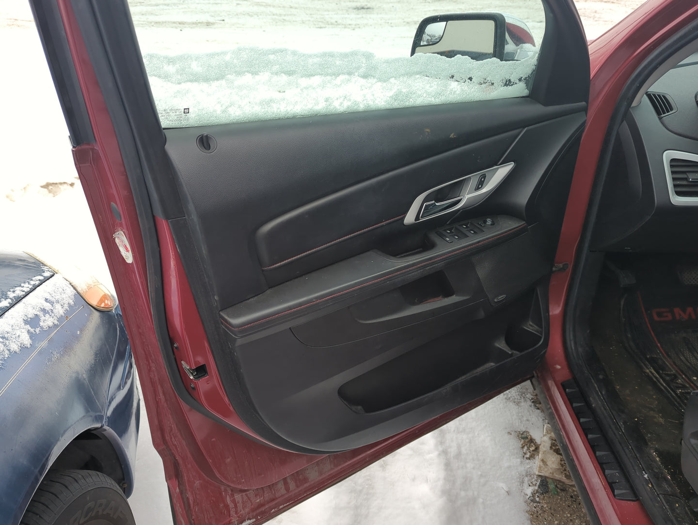 2014 Gmc Terrain Front Left Driver Interior Door Panel Trim - Oemusedautoparts1.com