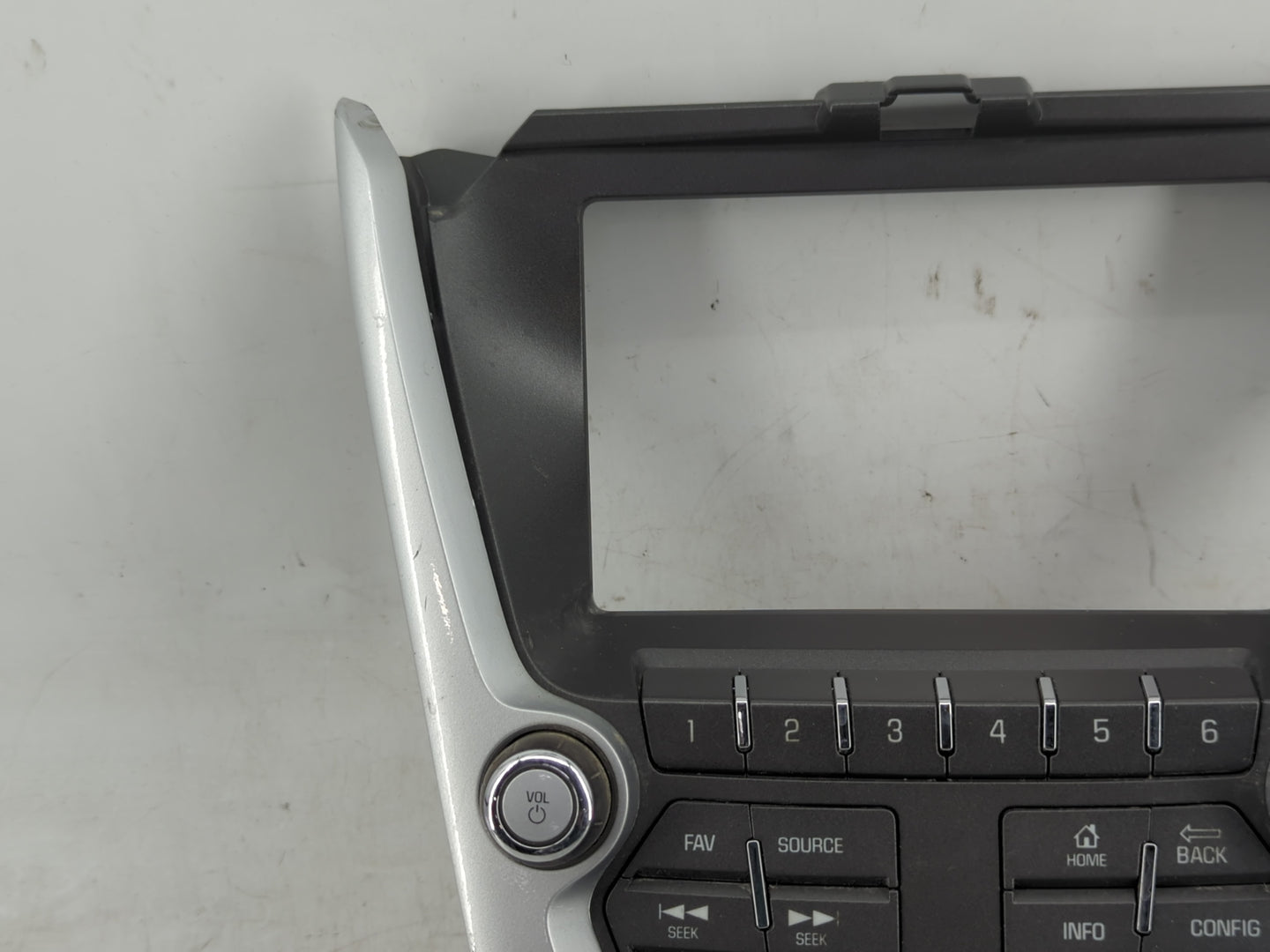 2012-2015 Gmc Terrain Radio Control Panel - Oemusedautoparts1.com