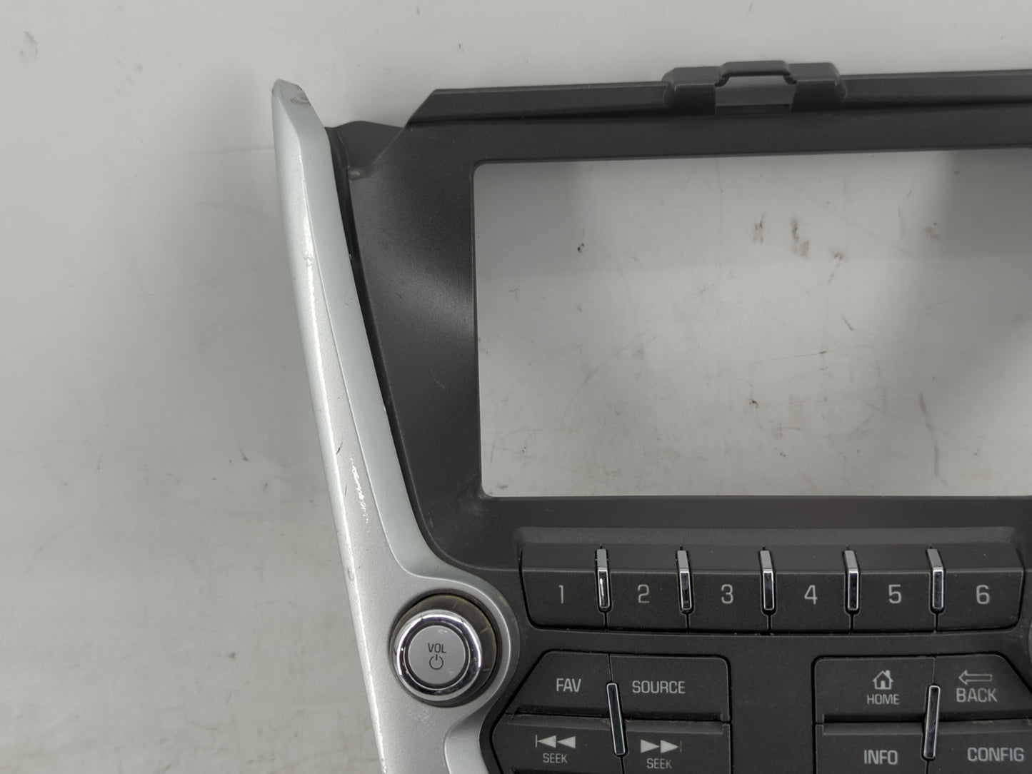2012-2015 Gmc Terrain Radio Control Panel - Oemusedautoparts1.com