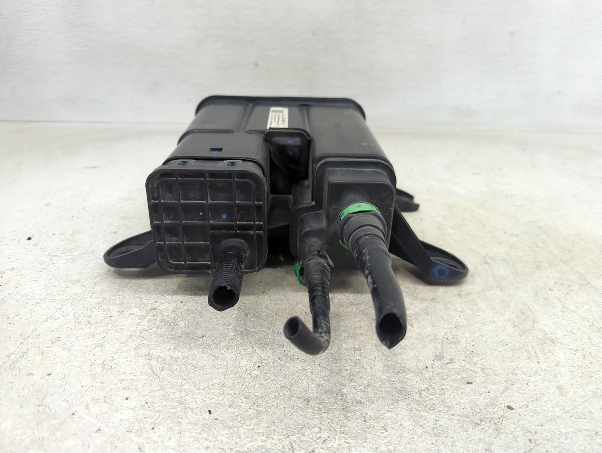 2014 Gmc Terrain Fuel Vapor Charcoal Canister 1389824 - Oemusedautoparts1.com