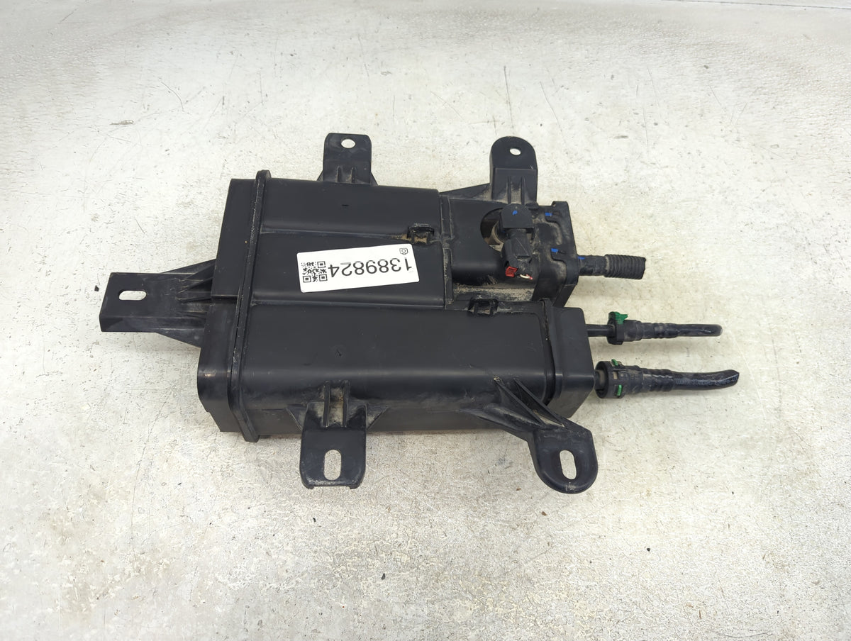 2014 Gmc Terrain Fuel Vapor Charcoal Canister 1389824 - Oemusedautoparts1.com