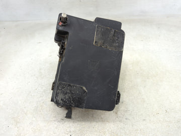 2013-2016 Gmc Terrain Fusebox Fuse Box Panel Relay Module P/N:22922727 Fits Fits 2013 2014 2015 2016 OEM Used Auto Parts - O