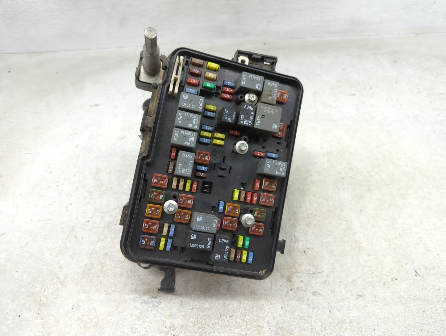 2013-2016 Gmc Terrain Fusebox Fuse Box Panel Relay Module P/N:22922727 Fits Fits 2013 2014 2015 2016 OEM Used Auto Parts - O