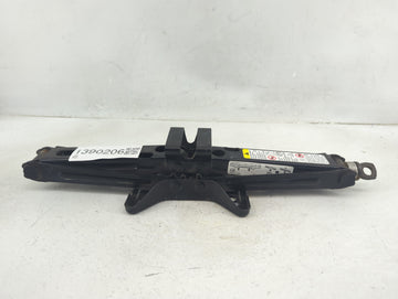 2014 Gmc Terrain Spare Scissor Car Jack - Oemusedautoparts1.com