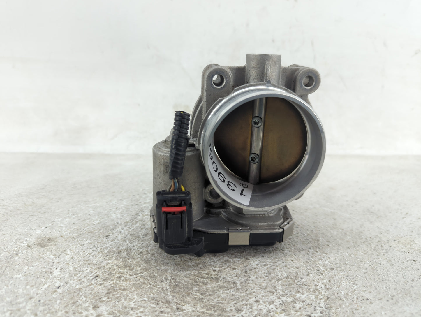 2013-2017 Gmc Terrain Throttle Body P/N:12632172BA Fits Fits 2012 2013 2014 2015 2016 2017 2018 2019 2020 2021 2022 OEM Used
