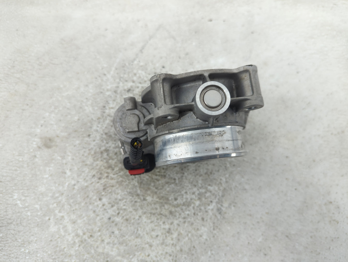 2013-2017 Gmc Terrain Throttle Body P/N:12632172BA Fits Fits 2012 2013 2014 2015 2016 2017 2018 2019 2020 2021 2022 OEM Used