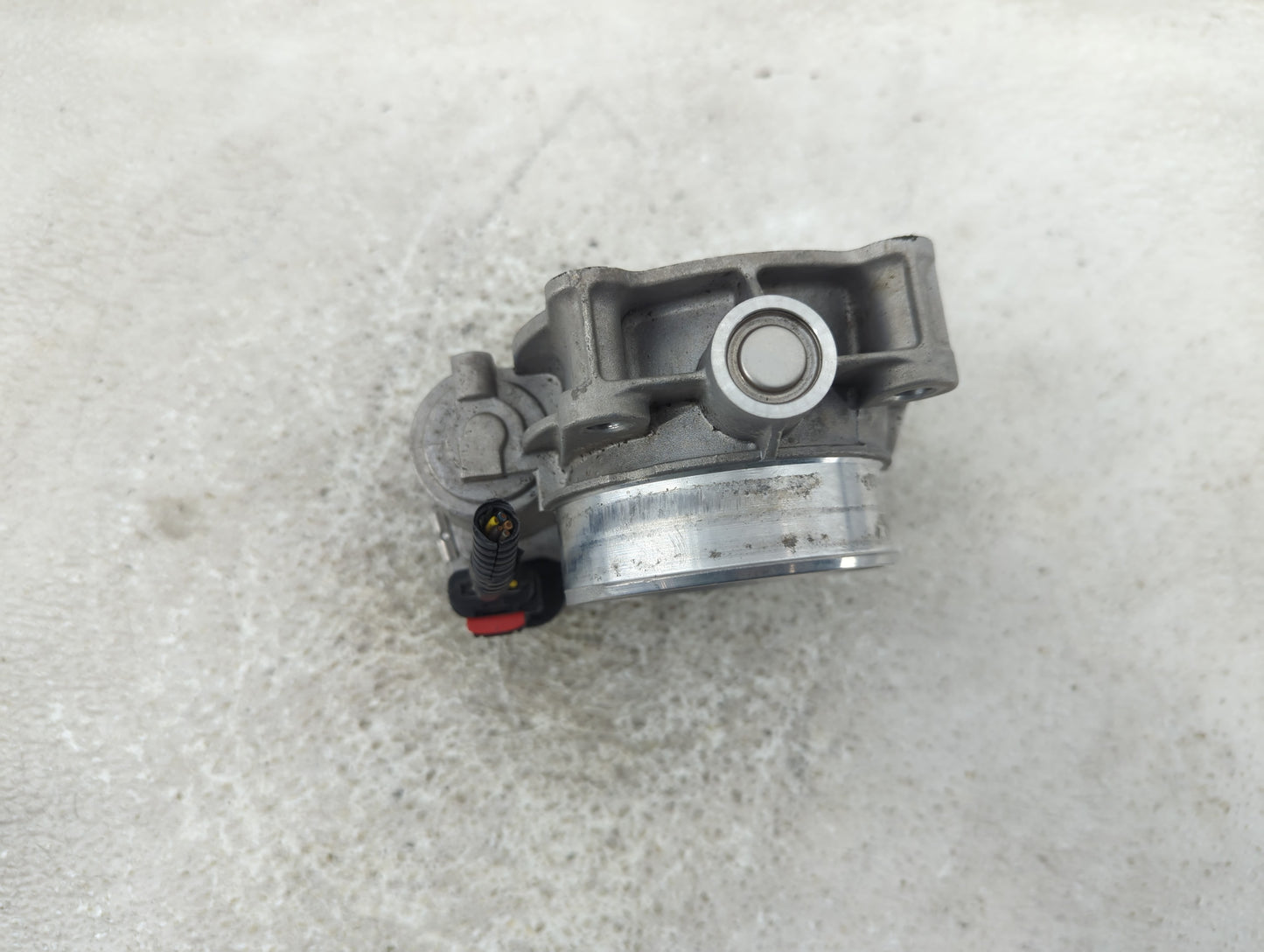 2013-2017 Gmc Terrain Throttle Body P/N:12632172BA Fits Fits 2012 2013 2014 2015 2016 2017 2018 2019 2020 2021 2022 OEM Used