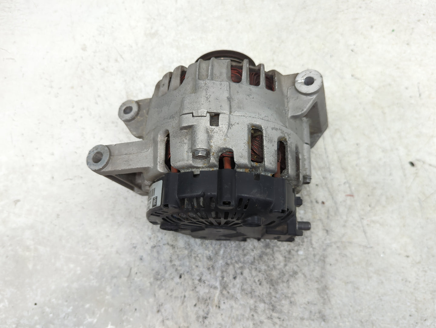 2010-2017 Gmc Terrain Alternator Replacement Generator Charging Assembly Engine OEM P/N:13588328 Fits OEM Used Auto Parts - 