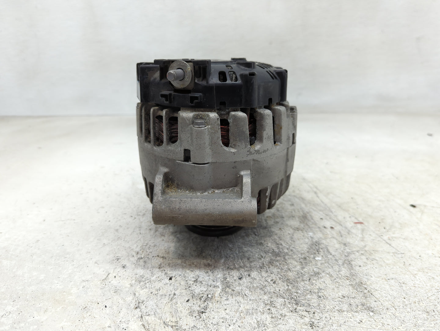 2010-2017 Gmc Terrain Alternator Replacement Generator Charging Assembly Engine OEM P/N:13588328 Fits OEM Used Auto Parts - 
