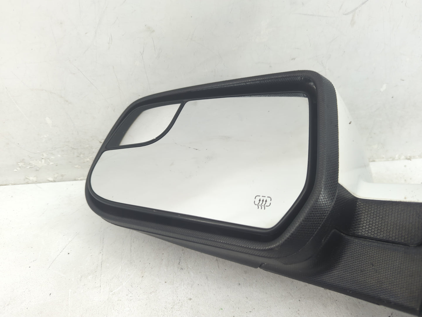 2011-2014 Gmc Terrain Driver Side View Mirror - Left Door Mirror OEM Used - Oemusedautoparts1.com