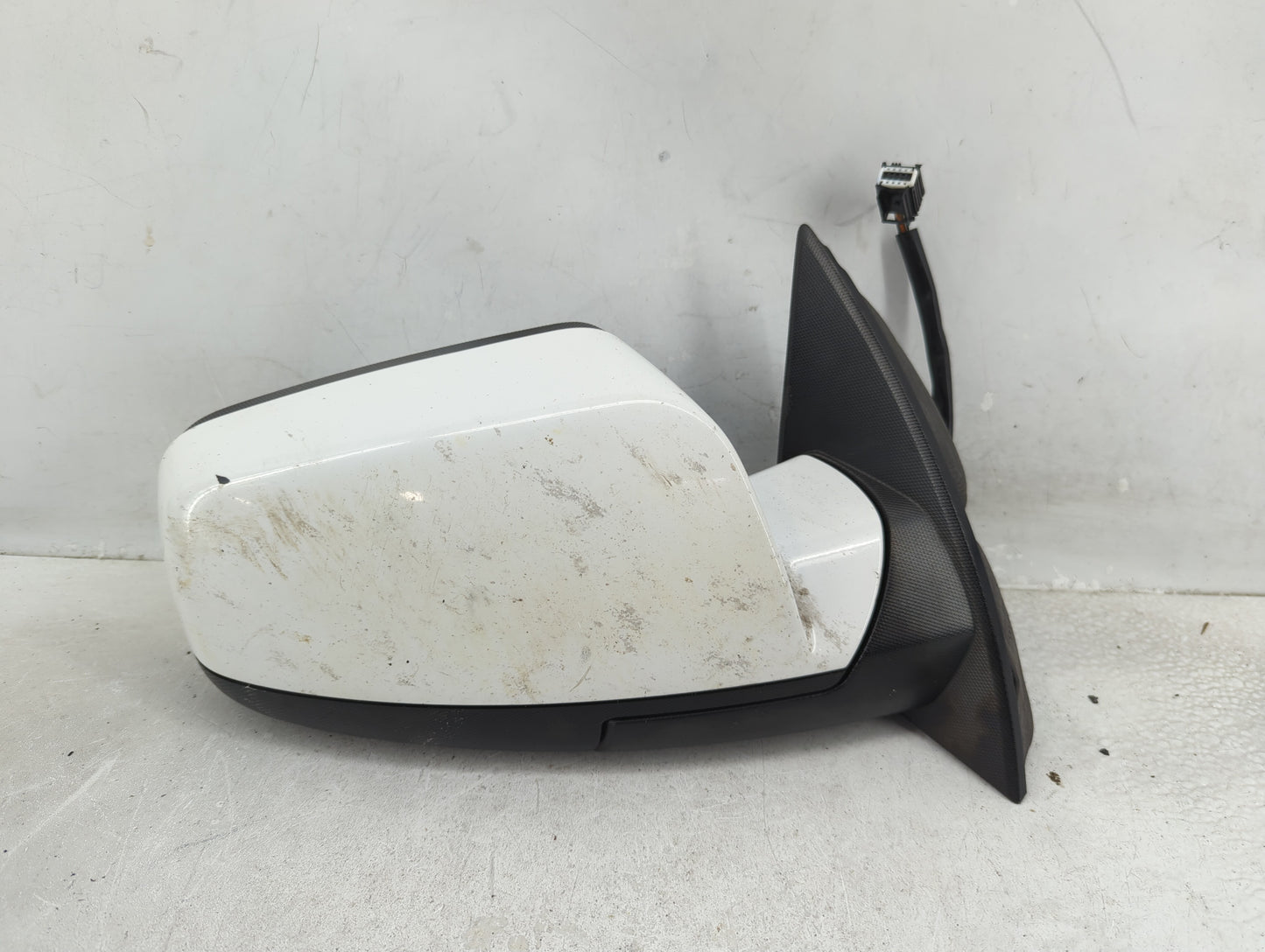 2011-2014 Gmc Terrain Passenger Side View Mirror - Right Door Mirror OEM Used - Oemusedautoparts1.com