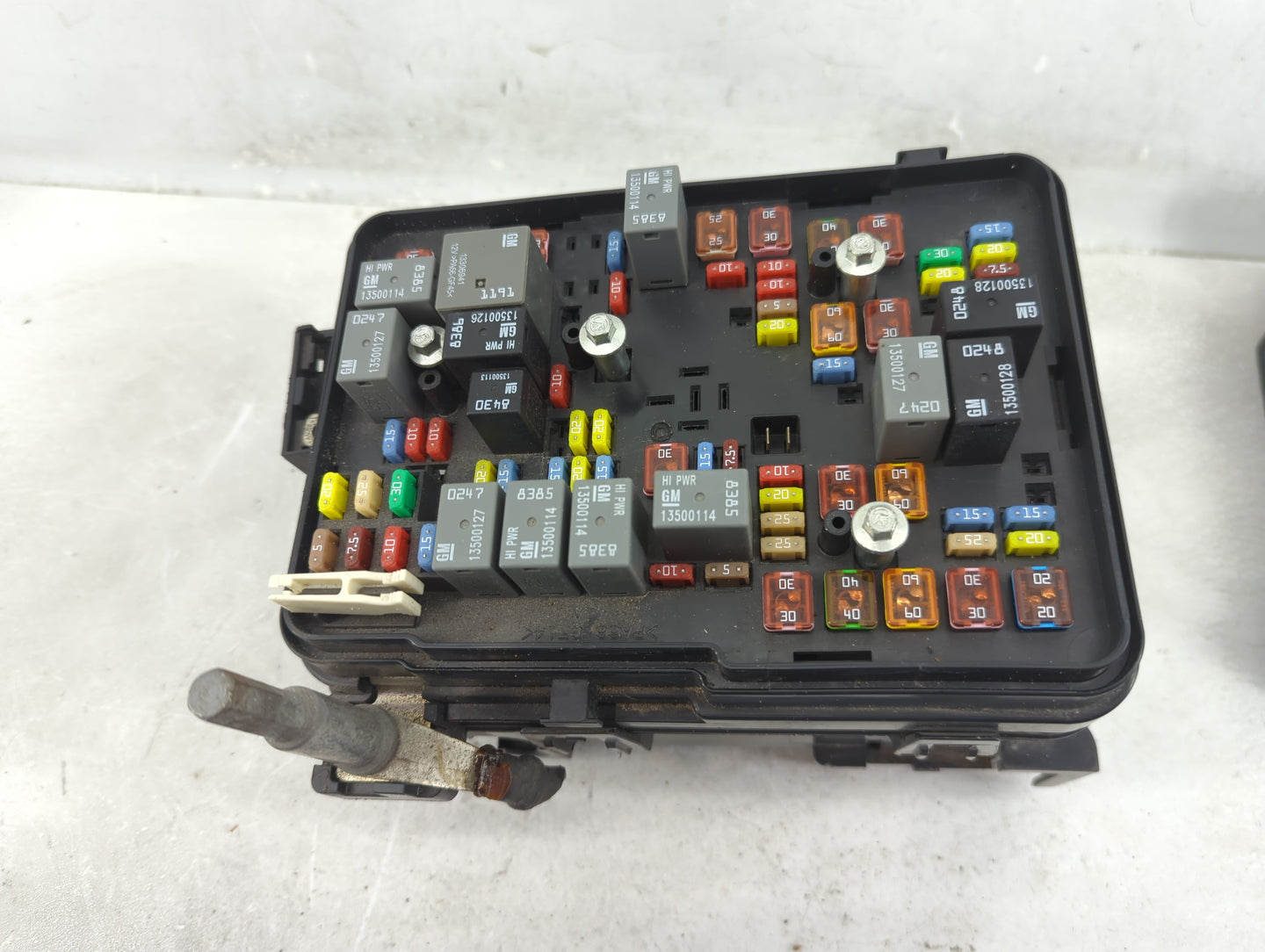 2013-2016 Gmc Terrain Fusebox Fuse Box Panel Relay Module P/N:22922727 Fits Fits 2013 2014 2015 2016 OEM Used Auto Parts - O