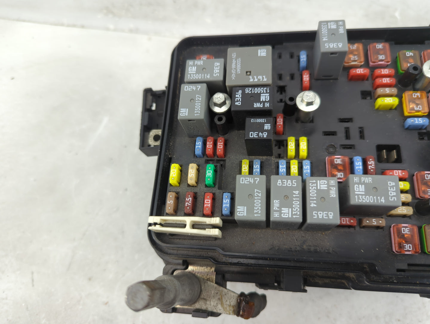 2013-2016 Gmc Terrain Fusebox Fuse Box Panel Relay Module P/N:22922727 Fits Fits 2013 2014 2015 2016 OEM Used Auto Parts - O