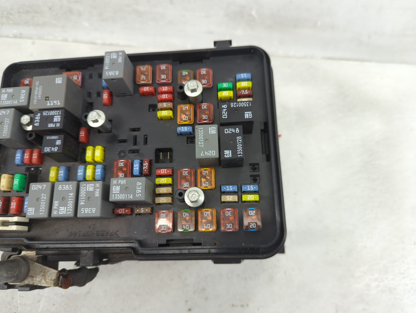 2013-2016 Gmc Terrain Fusebox Fuse Box Panel Relay Module P/N:22922727 Fits Fits 2013 2014 2015 2016 OEM Used Auto Parts - O