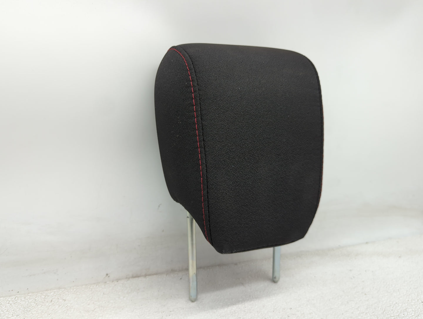 2014-2017 Gmc Terrain Headrest Head Rest Rear Seat Fits Fits 2014 2015 2016 2017 OEM Used Auto Parts - Oemusedautoparts1.com