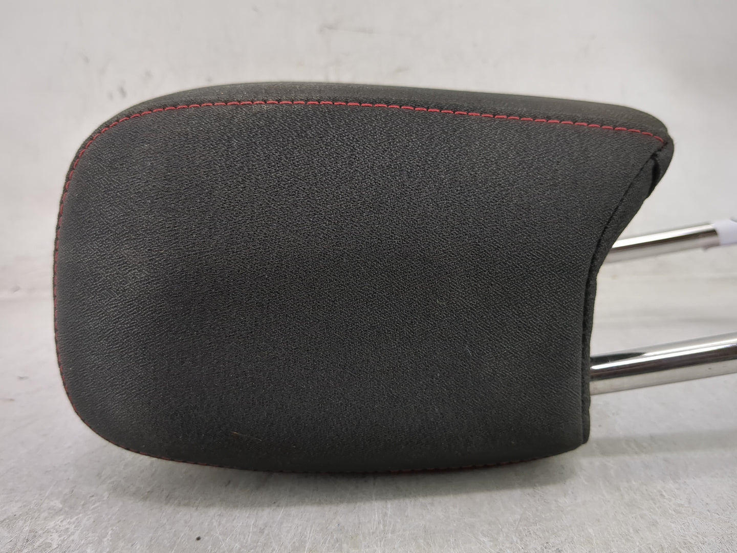 2014-2017 Gmc Terrain Headrest Head Rest Front Driver Passenger Seat Fits Fits 2014 2015 2016 2017 OEM Used Auto Parts - Oem