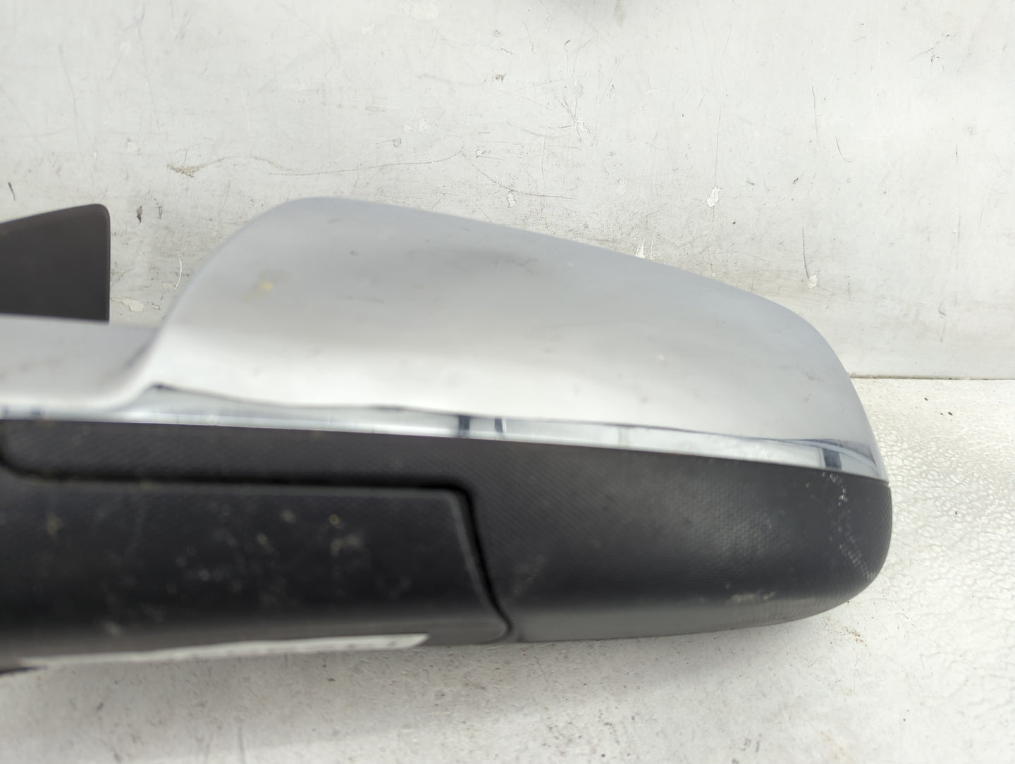 2014 Gmc Terrain Driver Side View Mirror - Left Door Mirror OEM Used - Oemusedautoparts1.com