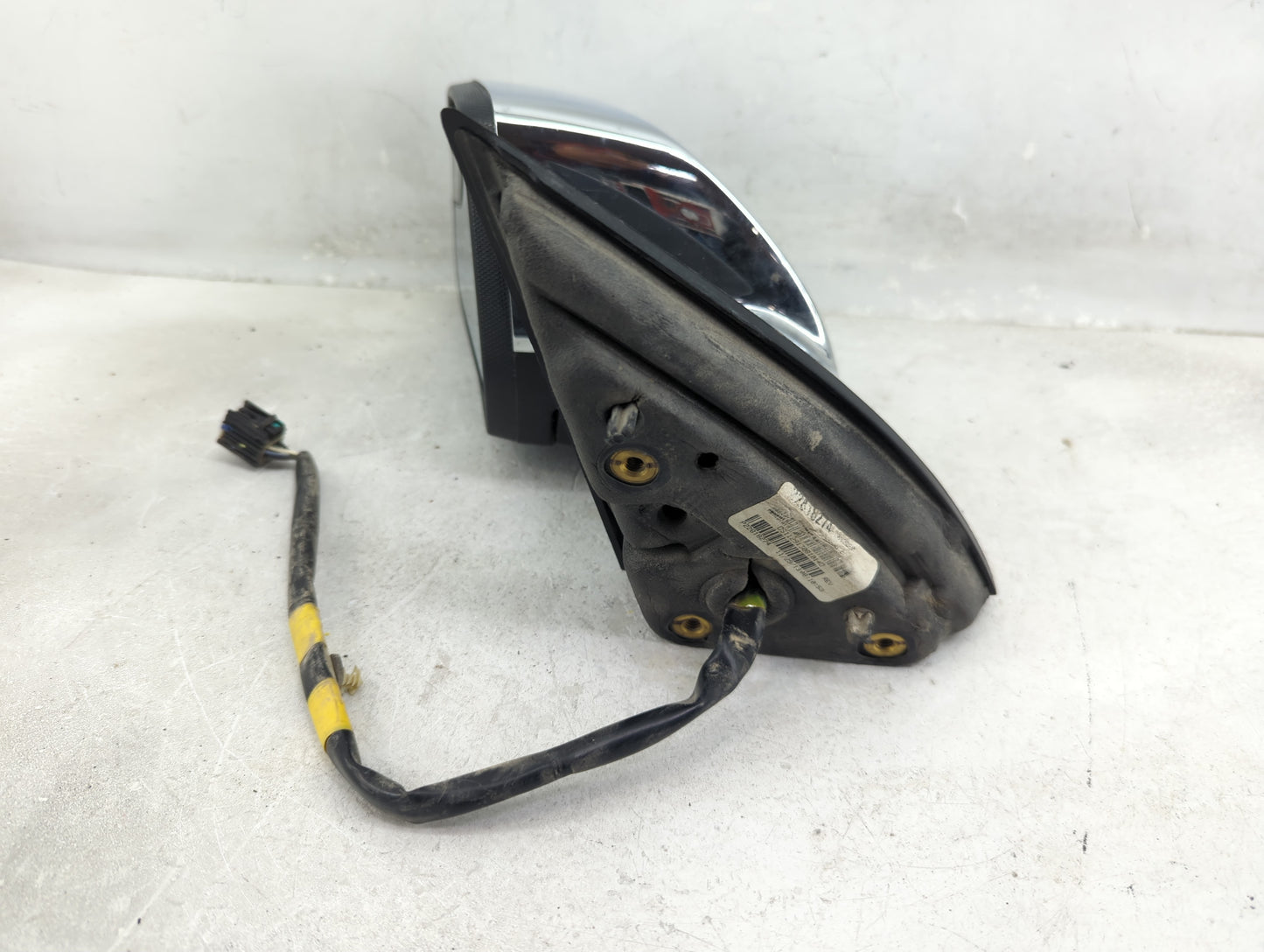 2014 Gmc Terrain Driver Side View Mirror - Left Door Mirror OEM Used - Oemusedautoparts1.com