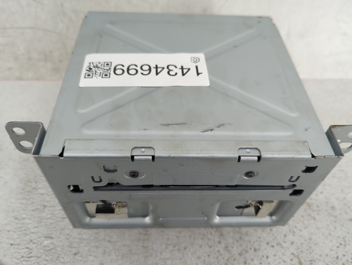 2014 Gmc Terrain Radio AM FM Cd Player Receiver Replacement P/N:23206821 CQ-FG73E0GDE, GA-130-COLR-NS Fits OEM Used Auto Par