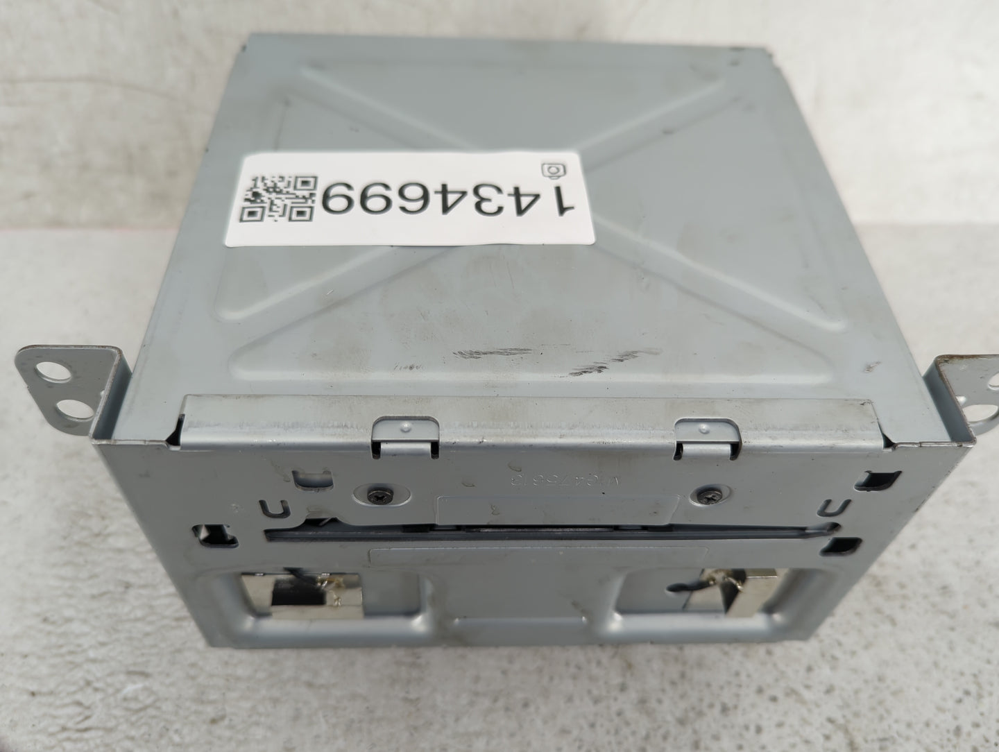 2014 Gmc Terrain Radio AM FM Cd Player Receiver Replacement P/N:23206821 CQ-FG73E0GDE, GA-130-COLR-NS Fits OEM Used Auto Par