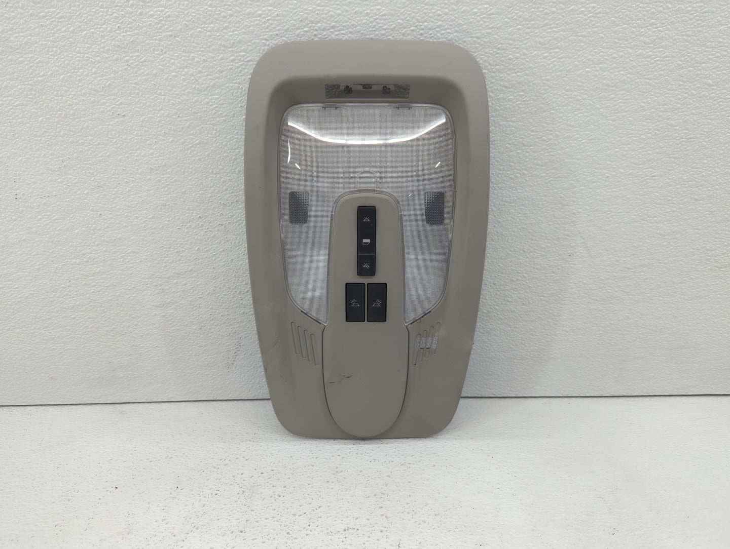 2014 Gmc Terrain Overhead Roof Console Grey - Oemusedautoparts1.com