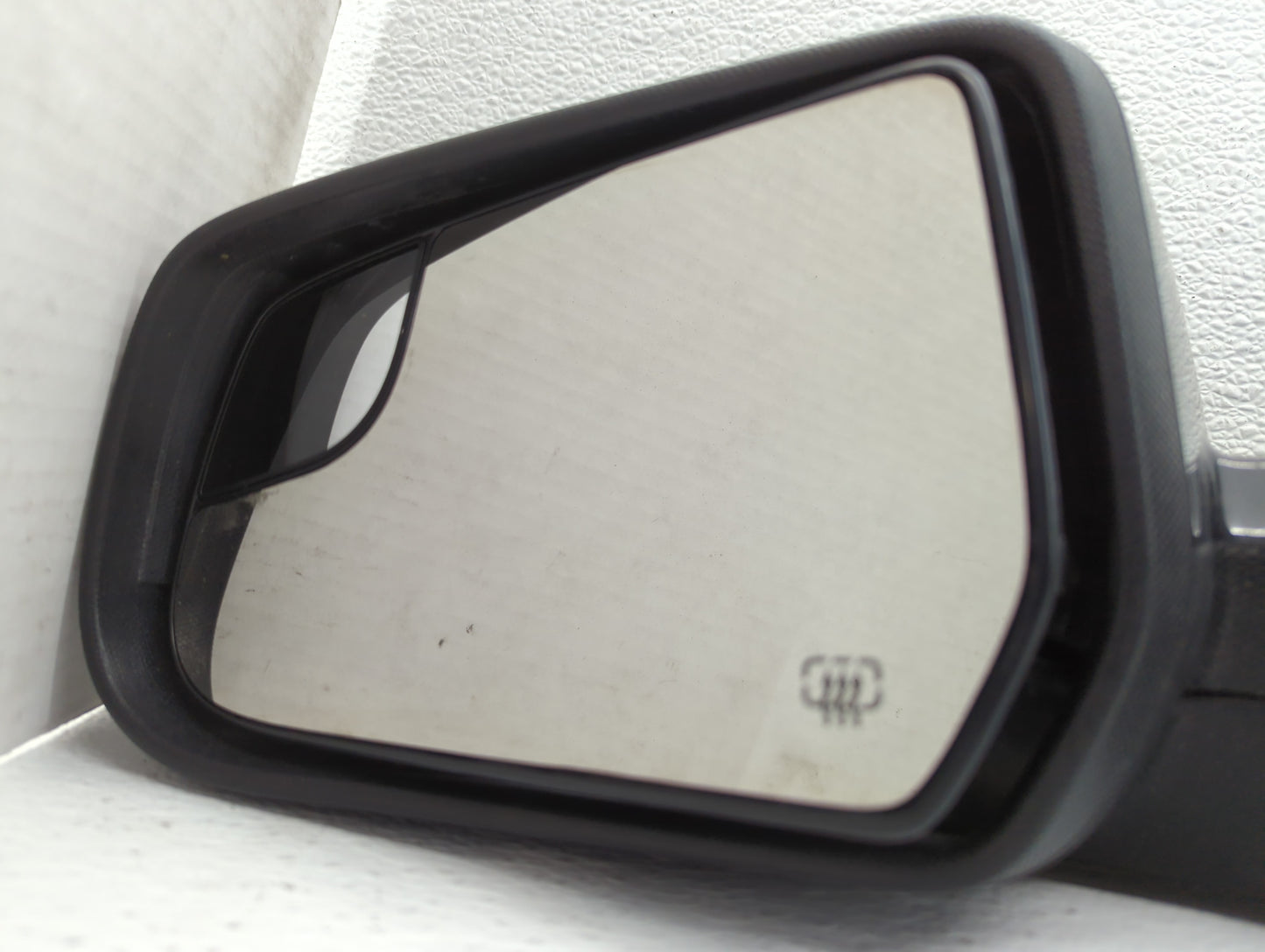 2011-2014 Gmc Terrain Driver Side View Mirror - Left Door Mirror OEM Used - Oemusedautoparts1.com