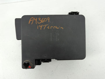 2013-2016 Gmc Terrain Fusebox Fuse Box Panel Relay Module P/N:22929761_01 Fits Fits 2013 2014 2015 2016 OEM Used Auto Parts 