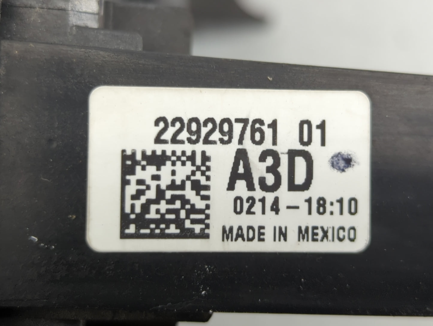 2013-2016 Gmc Terrain Fusebox Fuse Box Panel Relay Module P/N:22929761_01 Fits Fits 2013 2014 2015 2016 OEM Used Auto Parts 