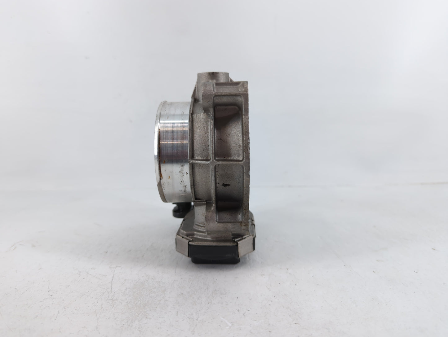 2013-2017 Gmc Terrain Throttle Body P/N:12632172BA Fits Fits 2012 2013 2014 2015 2016 2017 2018 2019 2020 2021 2022 OEM Used