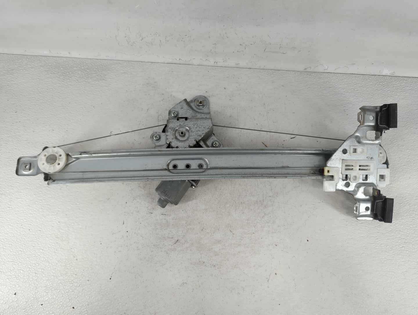 2012-2017 Gmc Terrain Driver Left Rear Window Regulator - Oemusedautoparts1.com