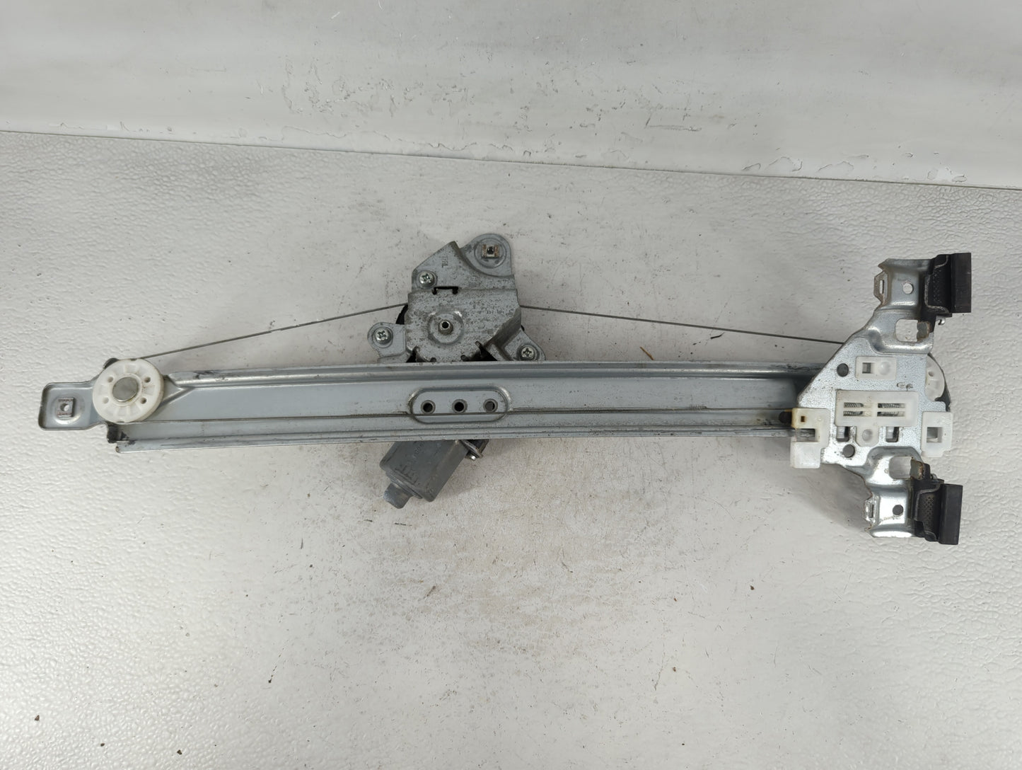2012-2017 Gmc Terrain Driver Left Rear Window Regulator - Oemusedautoparts1.com