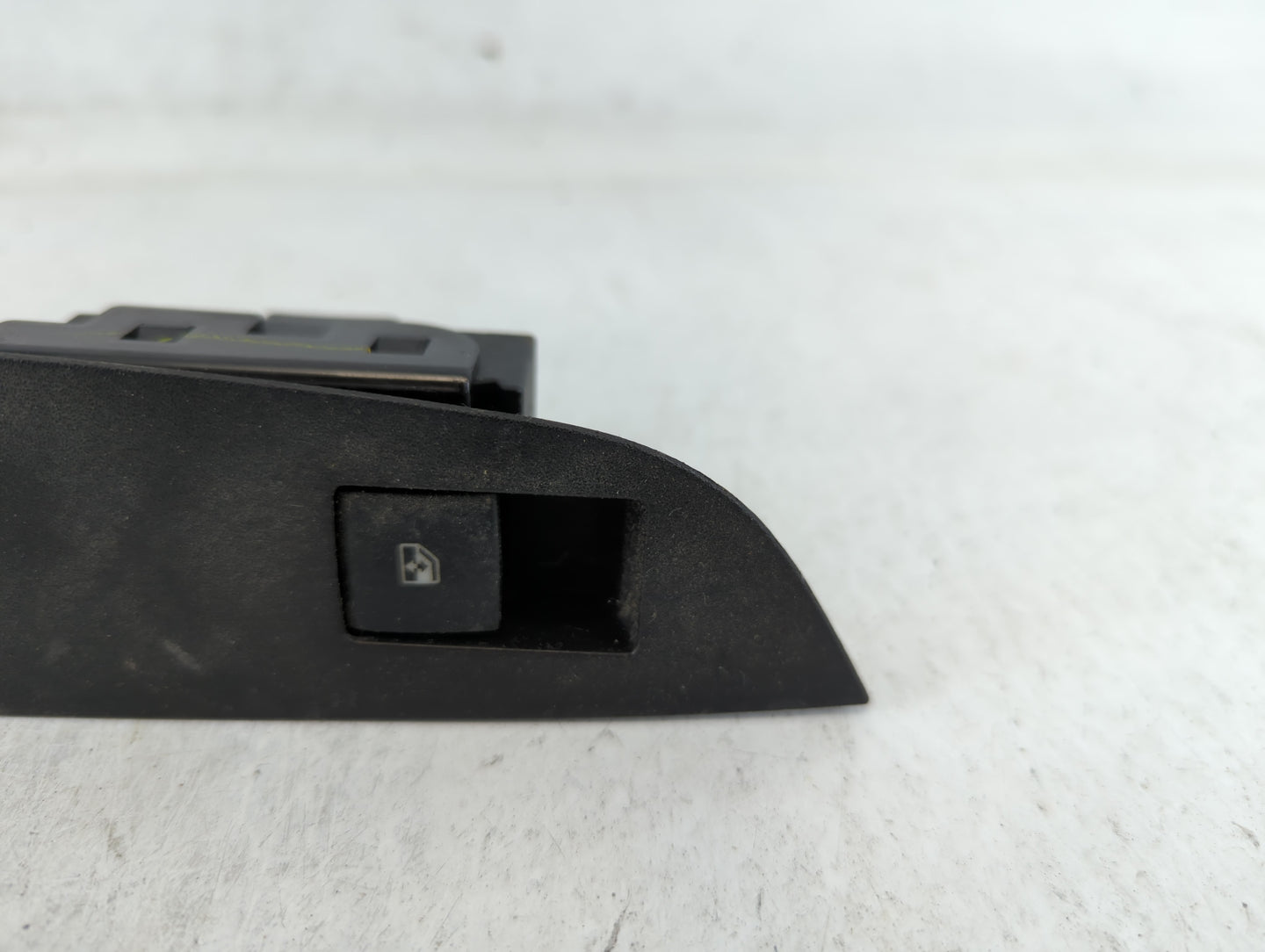 2010-2017 Gmc Terrain Master Power Window Switch Replacement Driver Side Left P/N:2098720 Fits OEM Used Auto Parts - Oemused